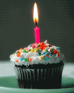 anniversary-cupcake